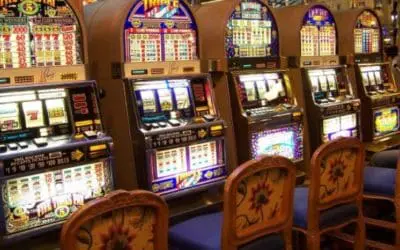 Fruit Machines vs Slot Machines: Bonus Trails, Free Spins, Winning Features, and What Makes Them More Fun to Play